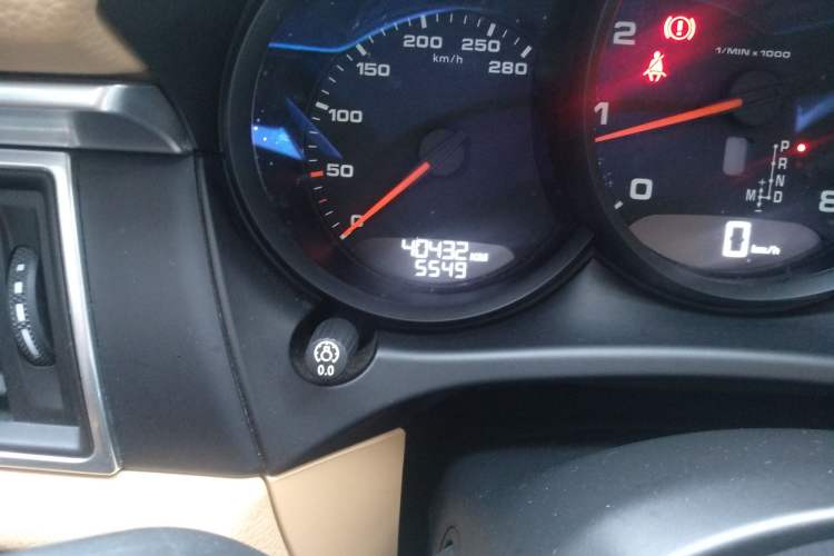 Used Porsche Macan 2017 Macan 2.0T Odometer Close Up