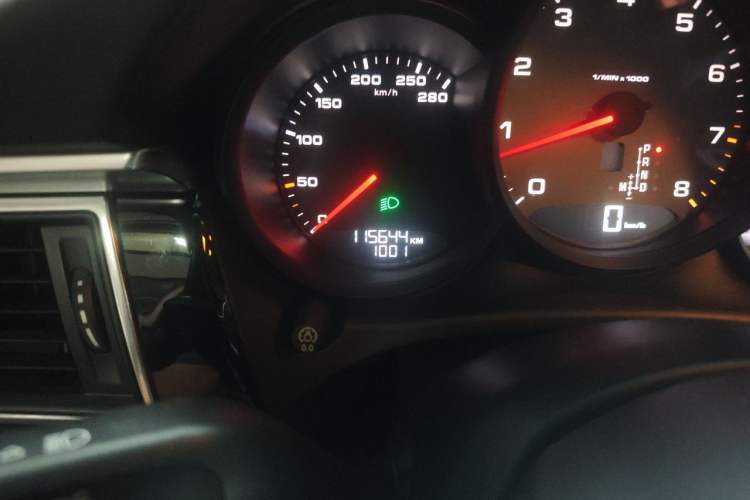 Used Porsche Macan 2017 Macan S 3.0T Odometer Close Up