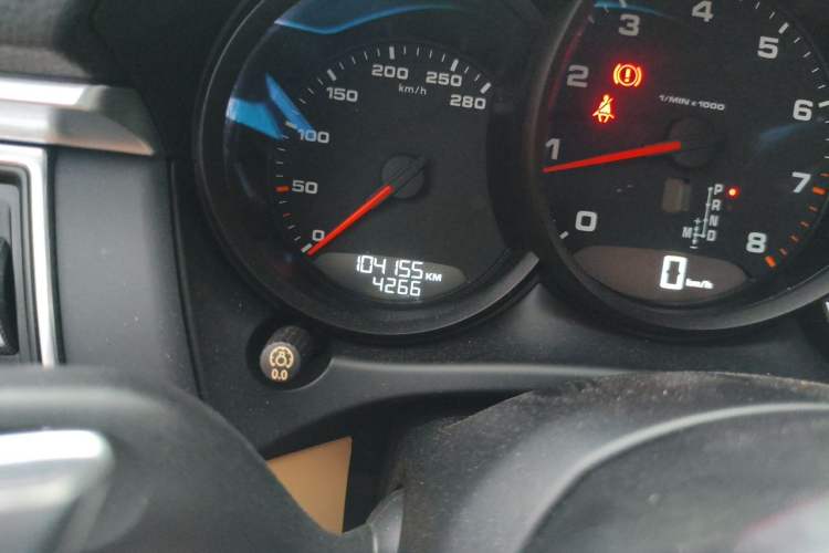 Used Porsche Macan 2017 Macan 2.0T Odometer Close Up