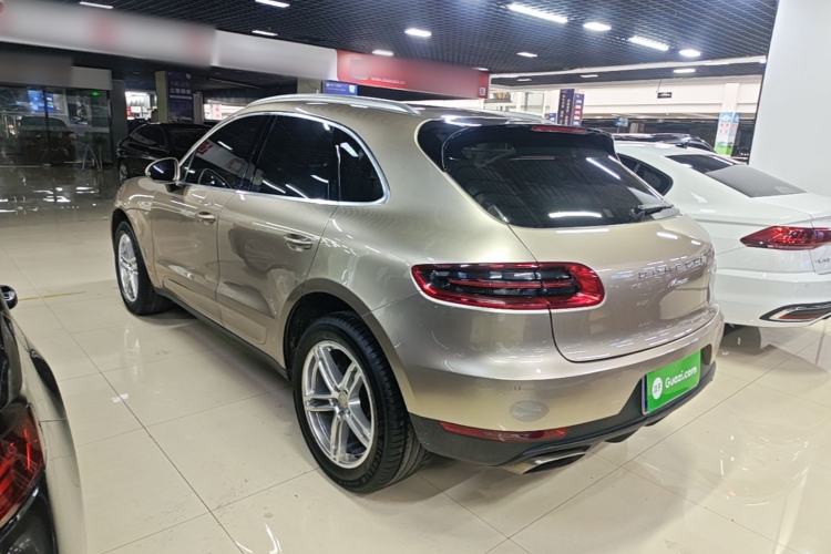 Used Porsche Macan 2017 Macan 2.0T Rear Left 45 Deg