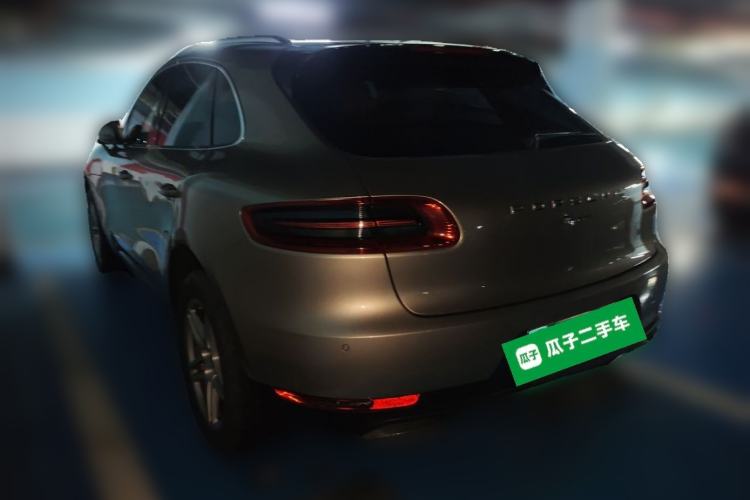 Used Porsche Macan 2017 Macan 2.0T Rear Left 45 Deg