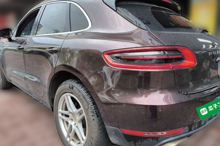 Used Porsche Macan 2017 Macan 2.0T Rear Left 45 Deg