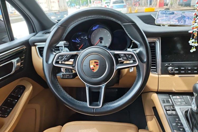 Used Porsche Macan 2017 Macan S 3.0T Steering Wheel
