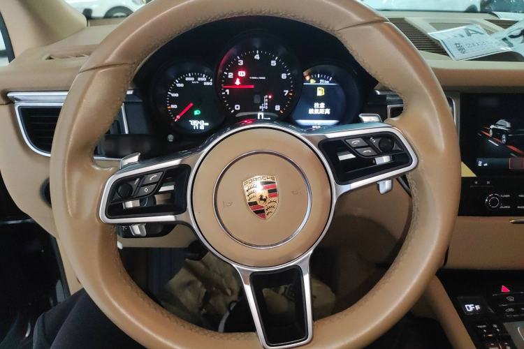 Used Porsche Macan 2017 Macan 2.0T Steering Wheel