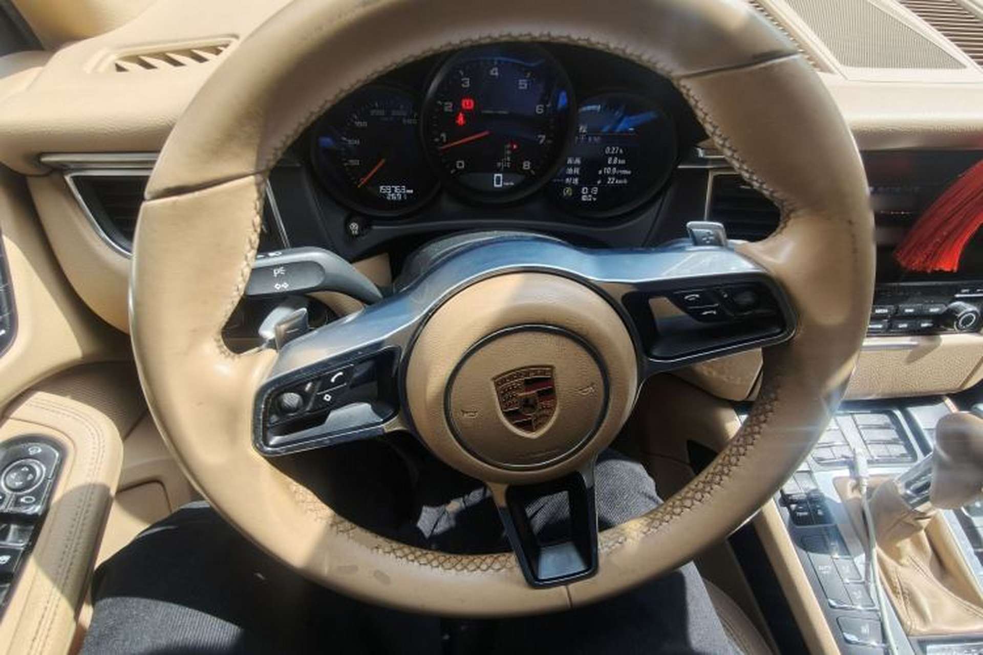 Used Porsche Macan 2017 Macan 2.0T Steering Wheel