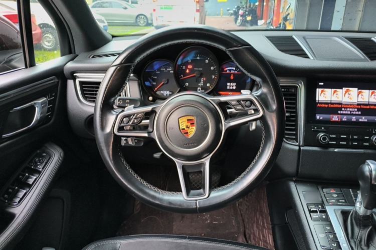 Used Porsche Macan 2017 Macan 2.0T Steering Wheel
