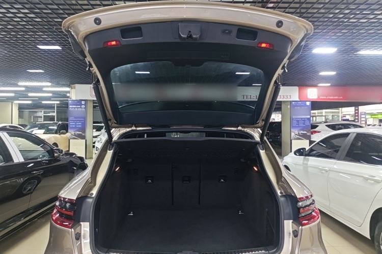 Used Porsche Macan 2017 Macan 2.0T Trunk