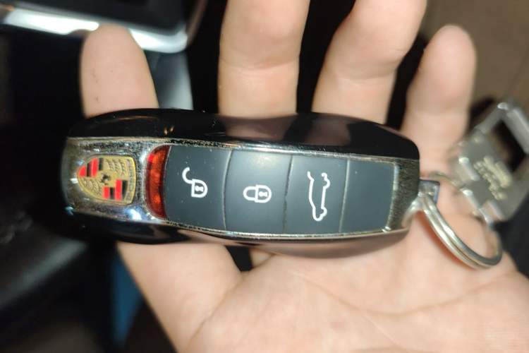Used Porsche Macan 2017 Macan 2.0T Vehicle Key
