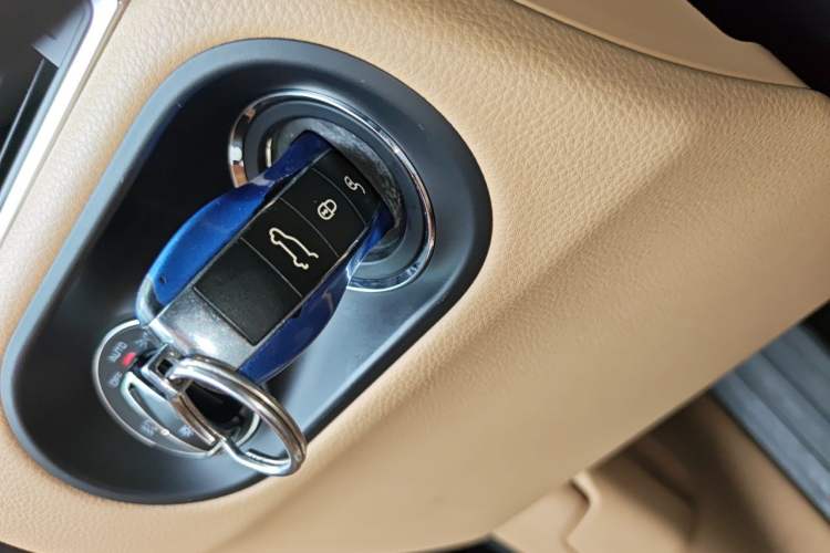 Used Porsche Macan 2017 Macan S 3.0T Vehicle Key
