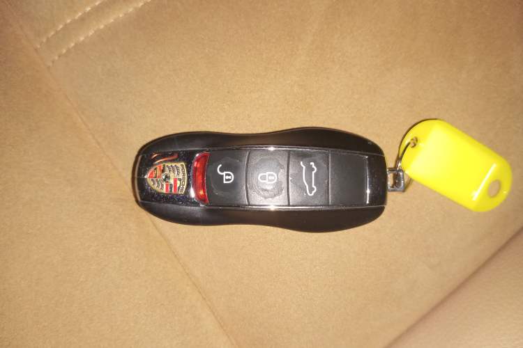Used Porsche Macan 2017 Macan 2.0T Vehicle Key