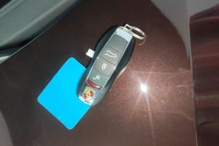 Used Porsche Macan 2017 Macan 2.0T Vehicle Key