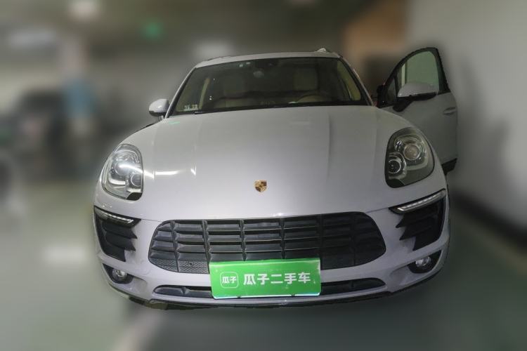 Used Porsche Macan 2017 Macan 2.0T Front