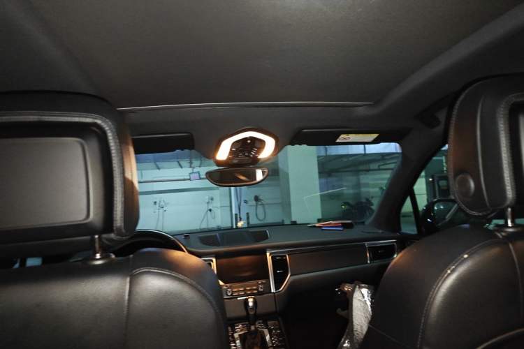 Used Porsche Macan 2017 Macan 2.0T Headliner