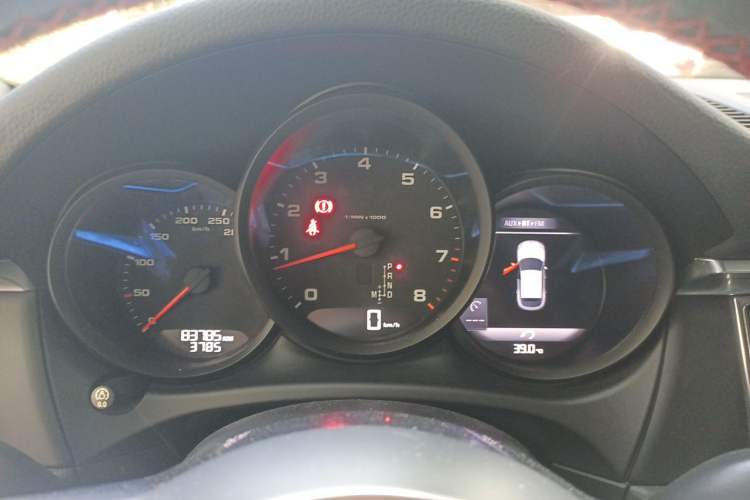 Used Porsche Macan 2017 Macan 2.0T Instrument Cluster