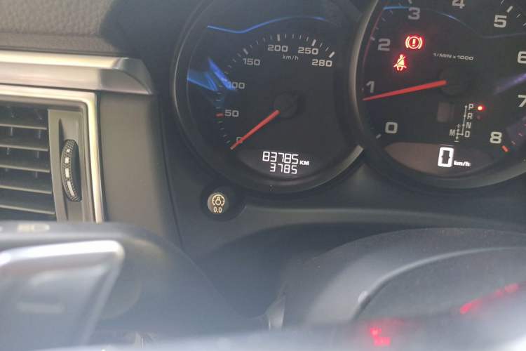 Used Porsche Macan 2017 Macan 2.0T Odometer Close Up