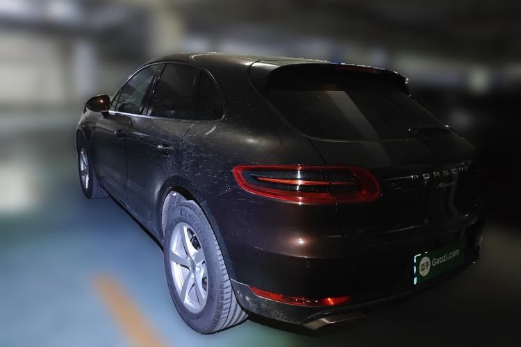 Used Porsche Macan 2017 Macan 2.0T Rear Left 45 Deg