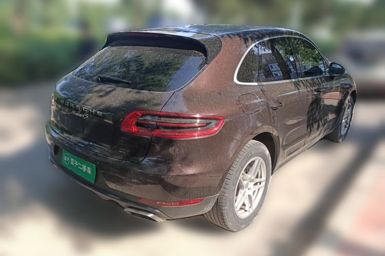 Used Porsche Macan 2017 Macan 2.0T Rear Right 45 Deg