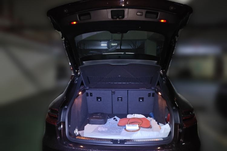 Used Porsche Macan 2017 Macan 2.0T Trunk