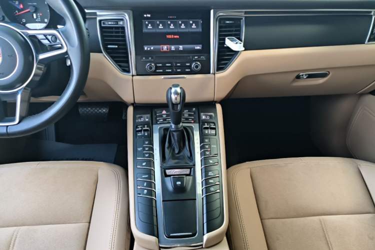Used Porsche Macan 2017 Macan 2.0T Audio And AC Panel