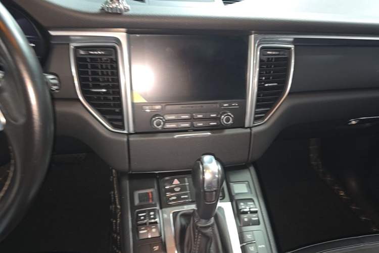 Used Porsche Macan 2017 Macan 2.0T Audio And AC Panel