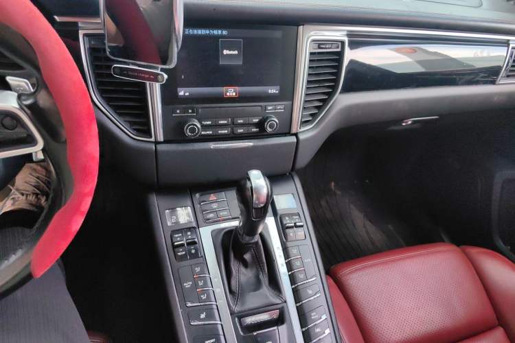 Used Porsche Macan 2017 Macan S 3.0T Audio And AC Panel