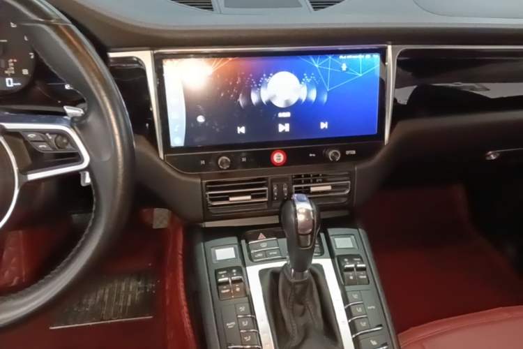 Used Porsche Macan 2017 Macan 2.0T Audio And AC Panel