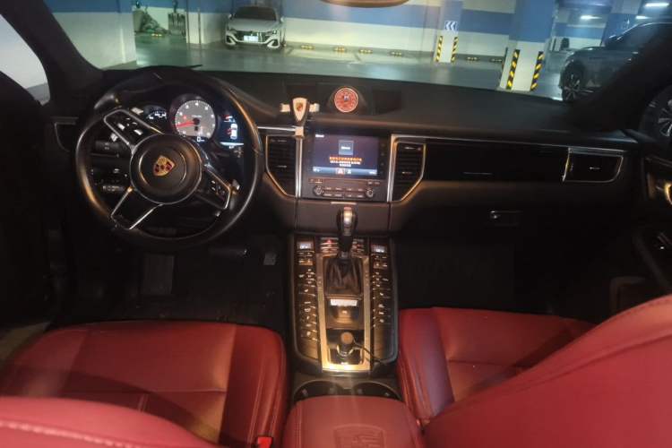Used Porsche Macan 2017 Macan S 3.0T Center Console