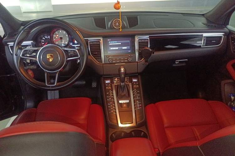 Used Porsche Macan 2017 Macan S 3.0T Center Console