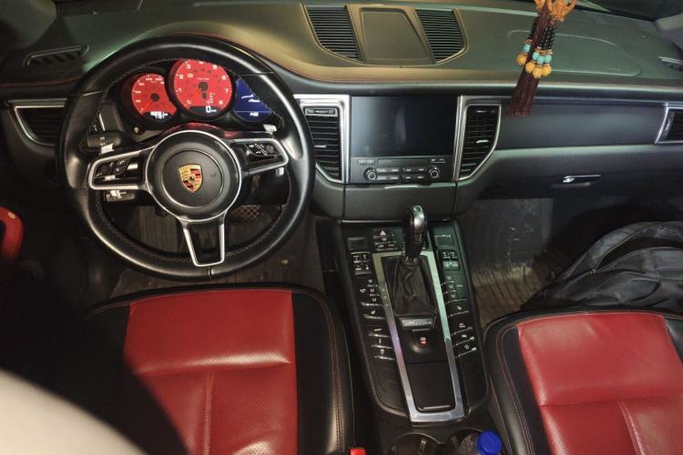 Used Porsche Macan 2017 Macan 2.0T Center Console