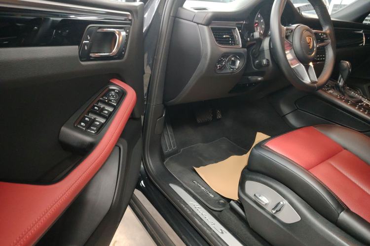 Used Porsche Macan 2017 Macan S 3.0T Driver Seat