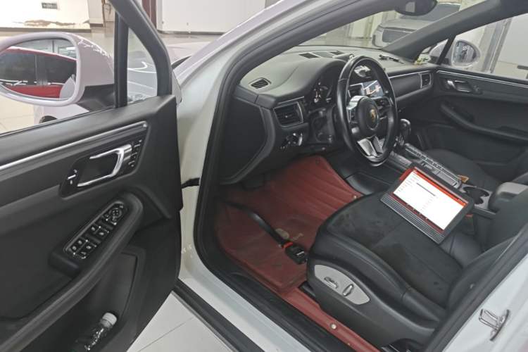 Used Porsche Macan 2017 Macan 2.0T Driver Seat