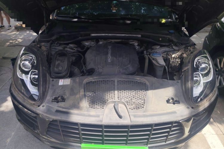 Used Porsche Macan 2017 Macan 2.0T Engine Bay
