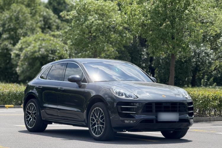 Used Porsche Macan 2017 Macan Turbo 3.6T Exterior 2