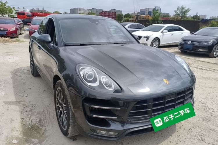 Used Porsche Macan 2017 Macan Turbo 3.6T Front Right 45 Deg