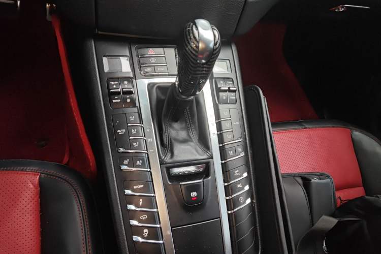 Used Porsche Macan 2017 Macan S 3.0T Gear Lever