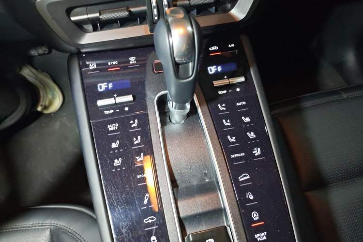 Used Porsche Macan 2017 Macan S 3.0T Gear Lever
