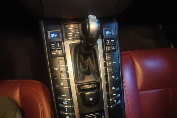 Used Porsche Macan 2017 Macan S 3.0T Gear Lever
