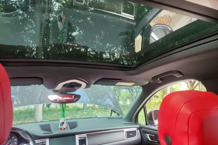 Used Porsche Macan 2017 Macan 2.0T Headliner