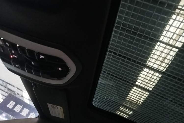 Used Porsche Macan 2017 Macan 2.0T Headliner