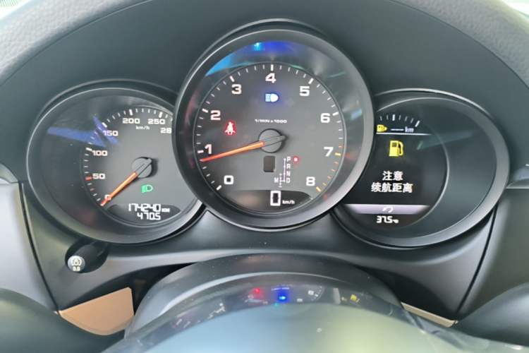 Used Porsche Macan 2017 Macan 2.0T Instrument Cluster