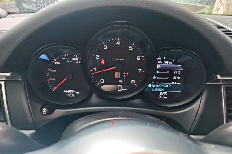 Used Porsche Macan 2017 Macan 2.0T Instrument Cluster