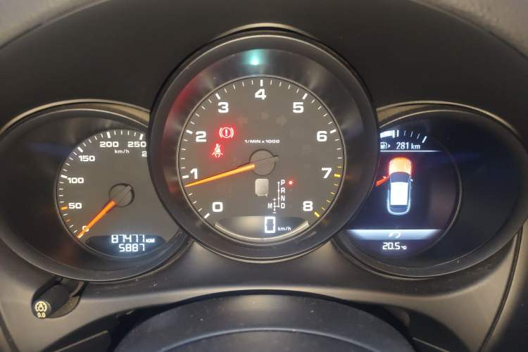 Used Porsche Macan 2017 Macan 2.0T Instrument Cluster