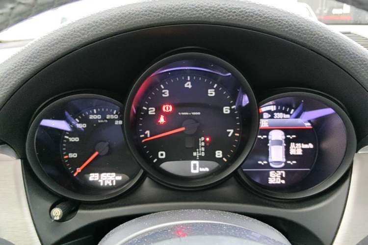 Used Porsche Macan 2017 Macan 2.0T Instrument Cluster