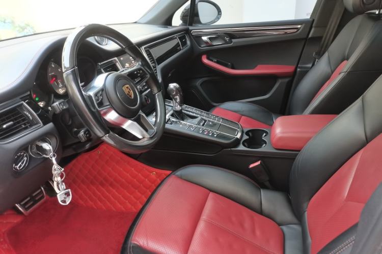 Used Porsche Macan 2017 Macan S 3.0T Interior 2