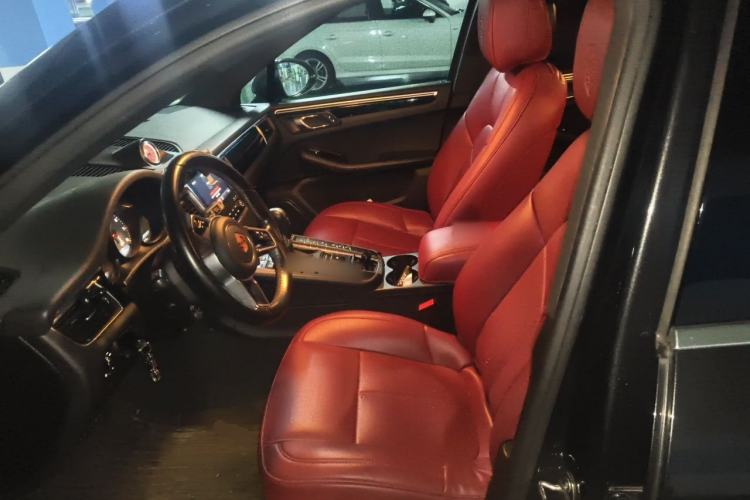 Used Porsche Macan 2017 Macan S 3.0T Left Front Seat