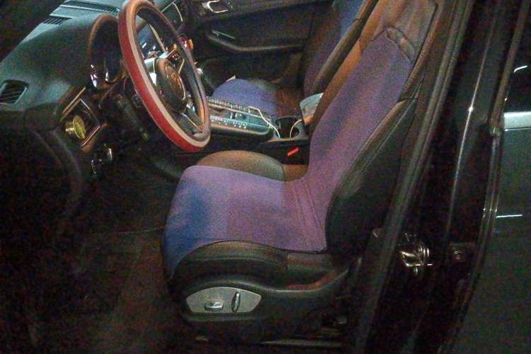 Used Porsche Macan 2017 Macan 2.0T Left Front Seat