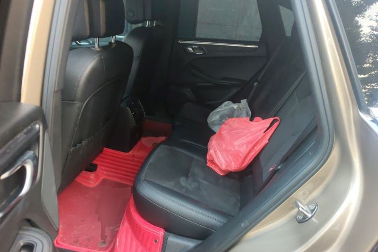 Used Porsche Macan 2017 Macan 2.0T Left Rear Seat
