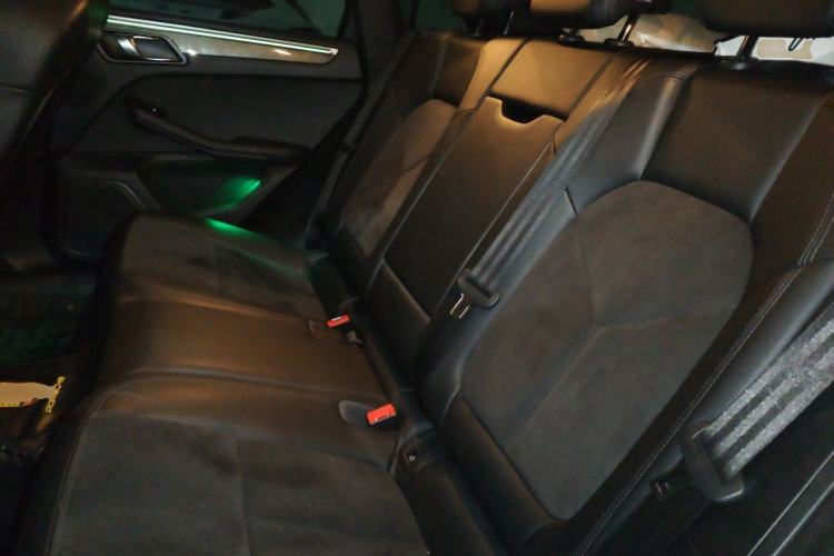 Used Porsche Macan 2017 Macan 2.0T Left Rear Seat