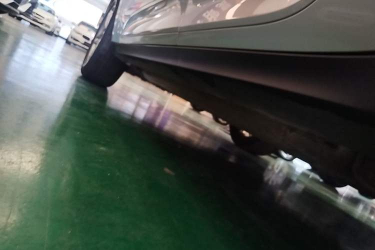 Used Porsche Macan 2017 Macan 2.0T Left Side Sill