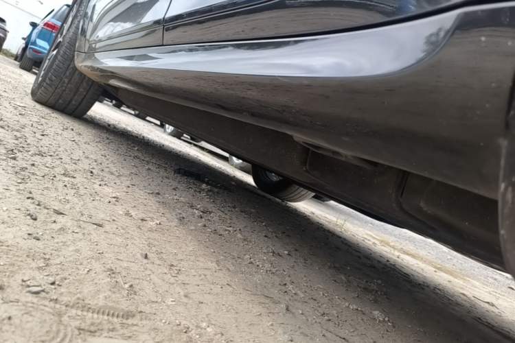 Used Porsche Macan 2017 Macan Turbo 3.6T Left Side Sill